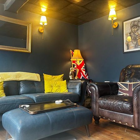 Sweet & Cosy 10 Bridewell Cottage With Parking Available Upon Request Bury St. Edmunds Eksteriør bilde