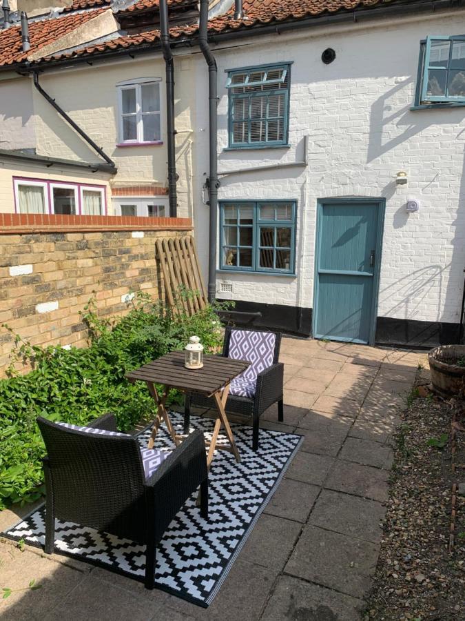 Sweet & Cosy 10 Bridewell Cottage With Parking Available Upon Request Bury St. Edmunds Eksteriør bilde